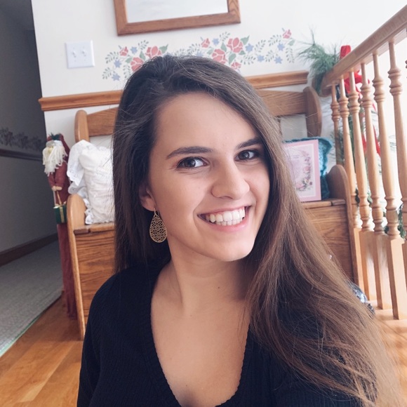 Meet your Posher, Natalie - Picture 1 of 1